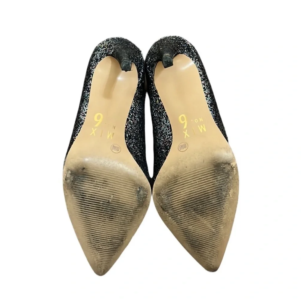 Mix No. 6 Danyah Glitter Pumps Size 8